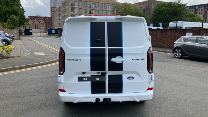 Ford Transit Custom 320 L1 Diesel Fwd 2.0 EcoBlue 150ps H1 Van Sport - Image 11